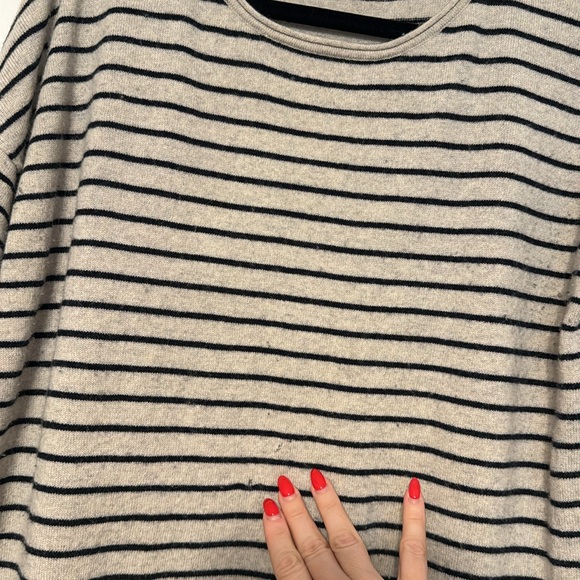 Vince Wool & Cashmere Striped Sweater - Picture 6 of 10